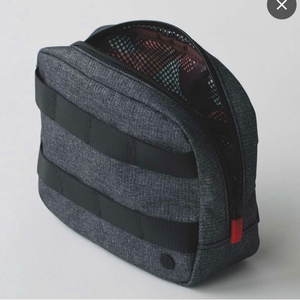 lululemon Toiletry Bag NWT
